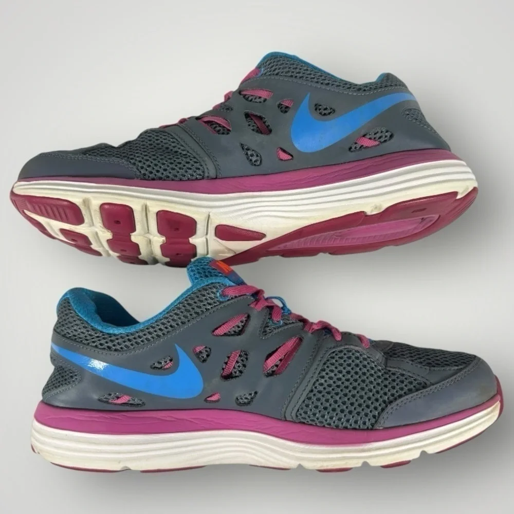 Women’s Nike Dual Fusion Lite size 11